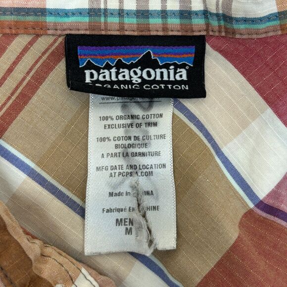 Patagonia Men Short Sleeve Button Down Shirt Top Size Medium Plaid C026 -22 - Picture 5 of 14